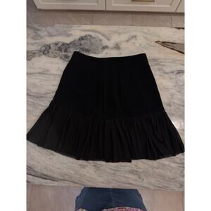 NWT Cinq a Sept Classy Black Mini Skirt Designer Quiet Luxury Modern Minimalism